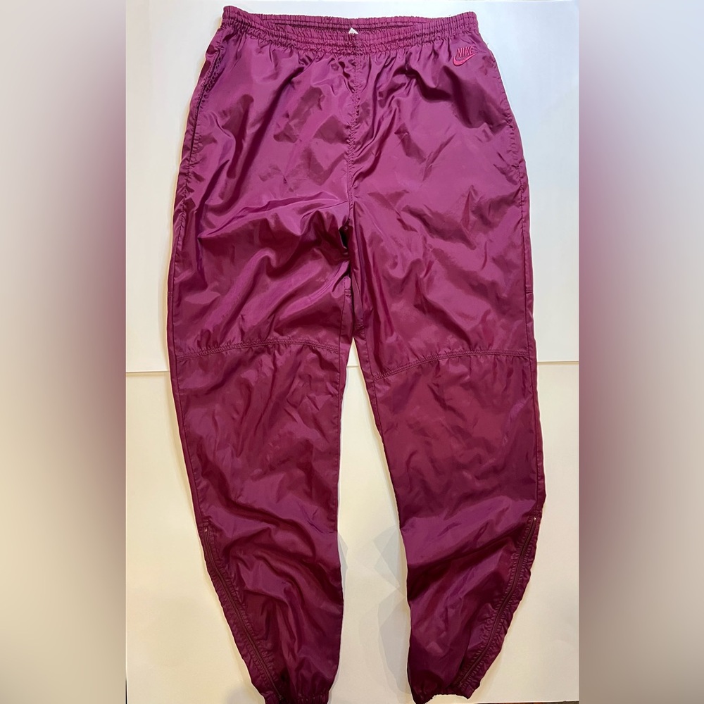 Authentic vintage Nike tracksuit set from the late 80s / early 90s. - Picture 6 of 15